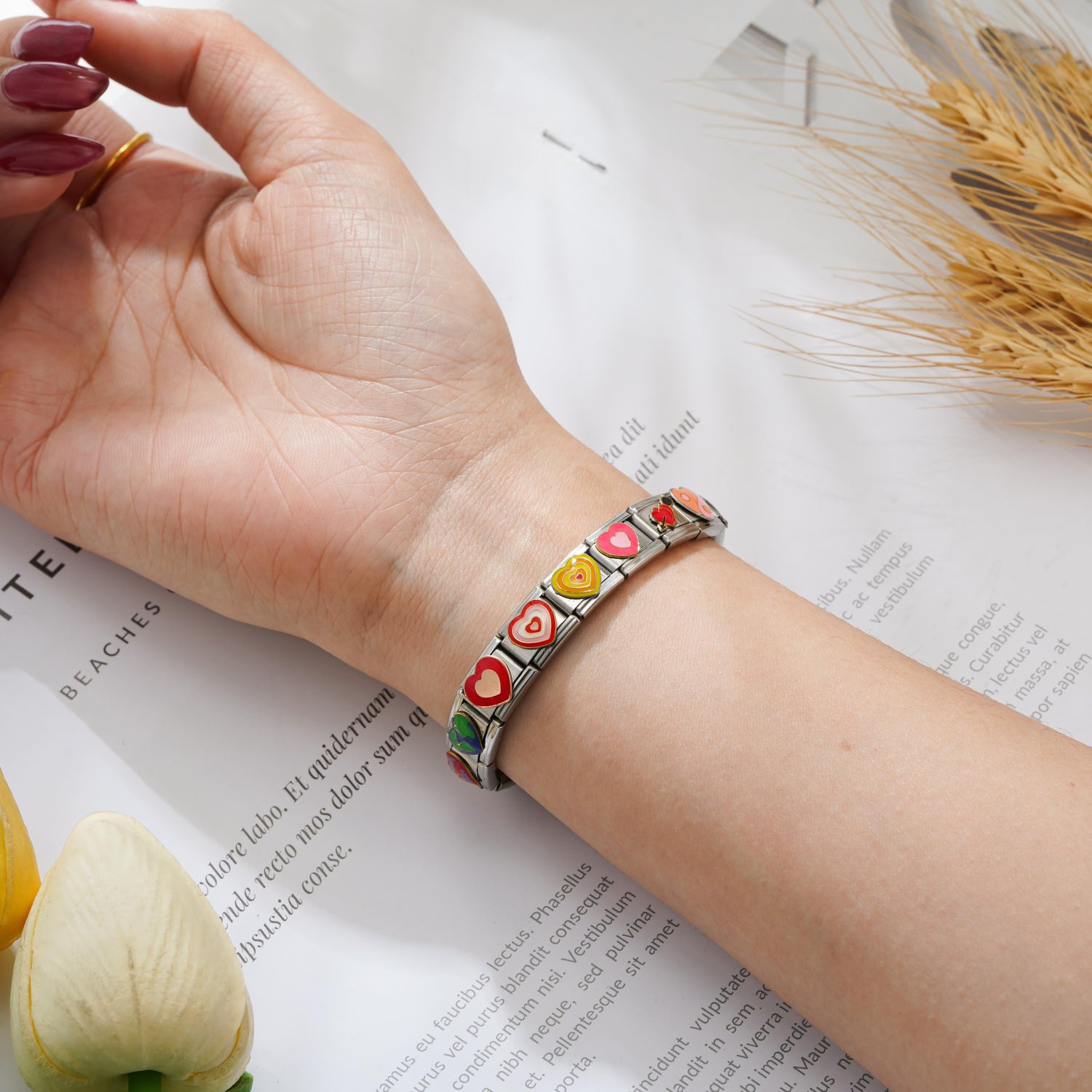 How to remove links from an Italian charm bracelet using a link removal tool